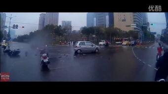 国产电瓶车事故视频大全,惊心动魄！国产电瓶车事故视频大盘点